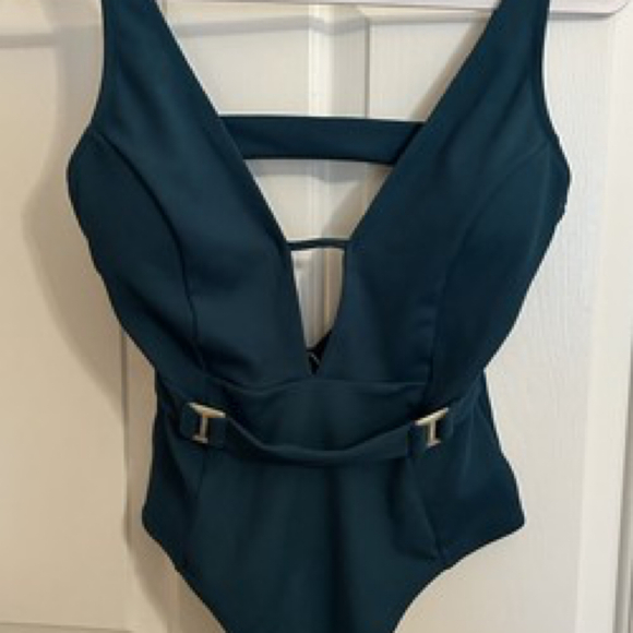 Cupshe Other - CUPSHE Green One Piece Swimsuit Suit Size Medium New With Tags